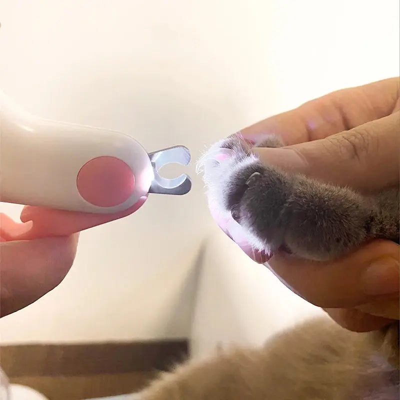 Pawsome™ LED Pet Nail Clipper 