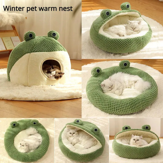 Pawsome™ Plush Frog-Shaped Pet Nest 