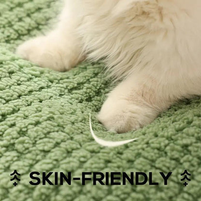 Pawsome™ Plush Frog-Shaped Pet Nest 