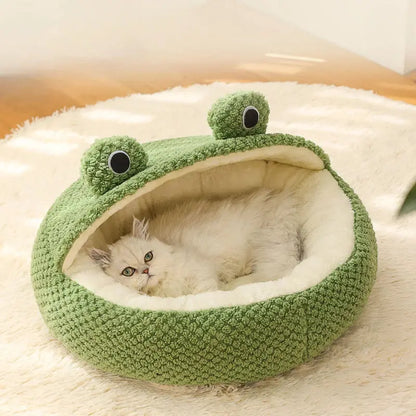Pawsome™ Plush Frog-Shaped Pet Nest 
