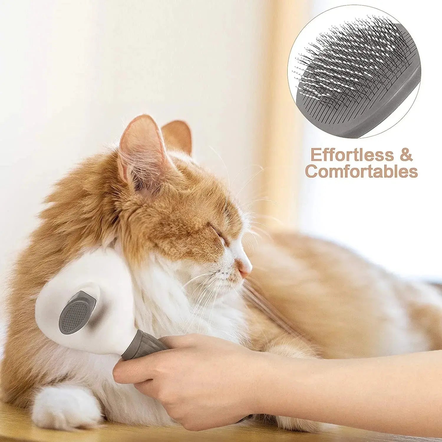 Pawsome™ Self-Cleaning Grooming Brush 