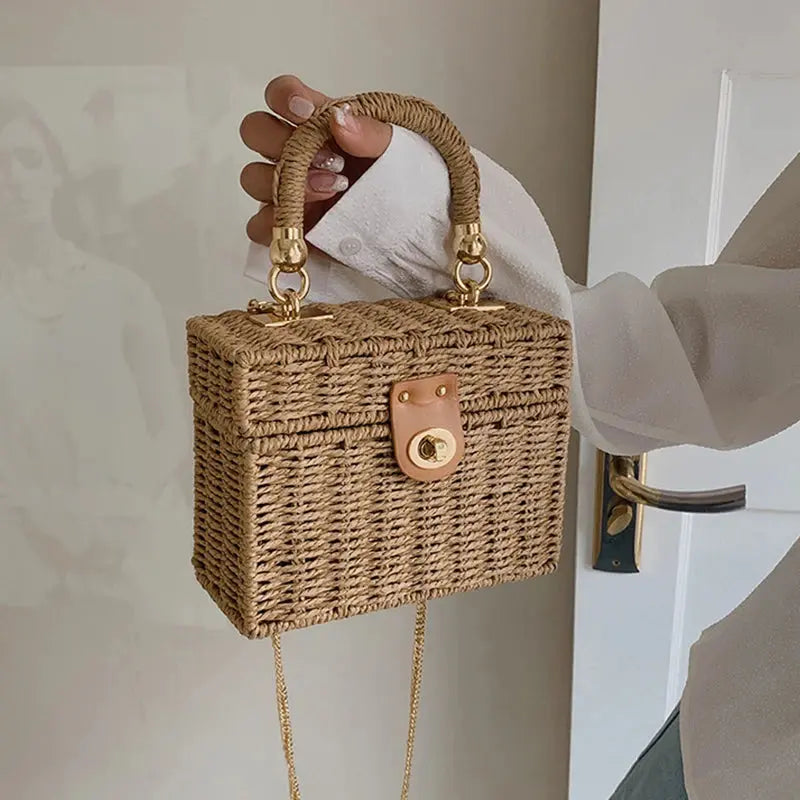 Veloria™ Chainlock Straw Box Bag 