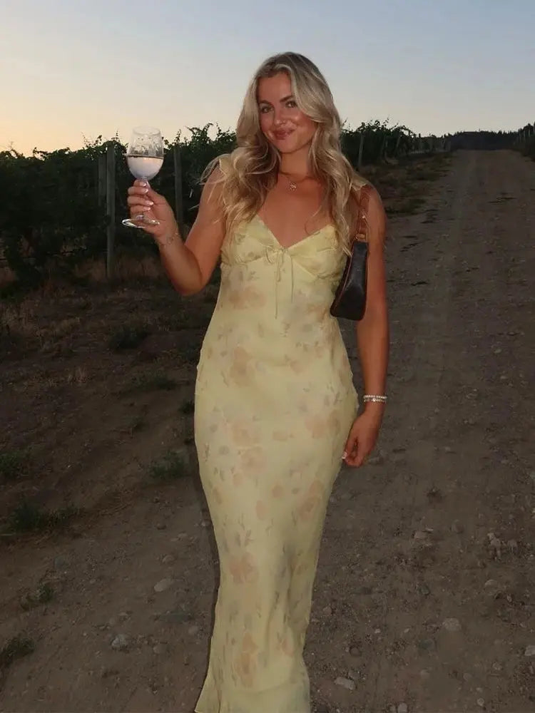 Veloria™ Floral Plunge Backless Maxi Dress 