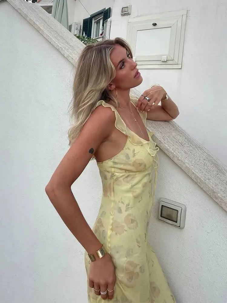 Veloria™ Floral Plunge Backless Maxi Dress 