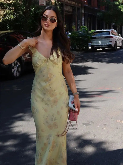 Veloria™ Floral Plunge Backless Maxi Dress 