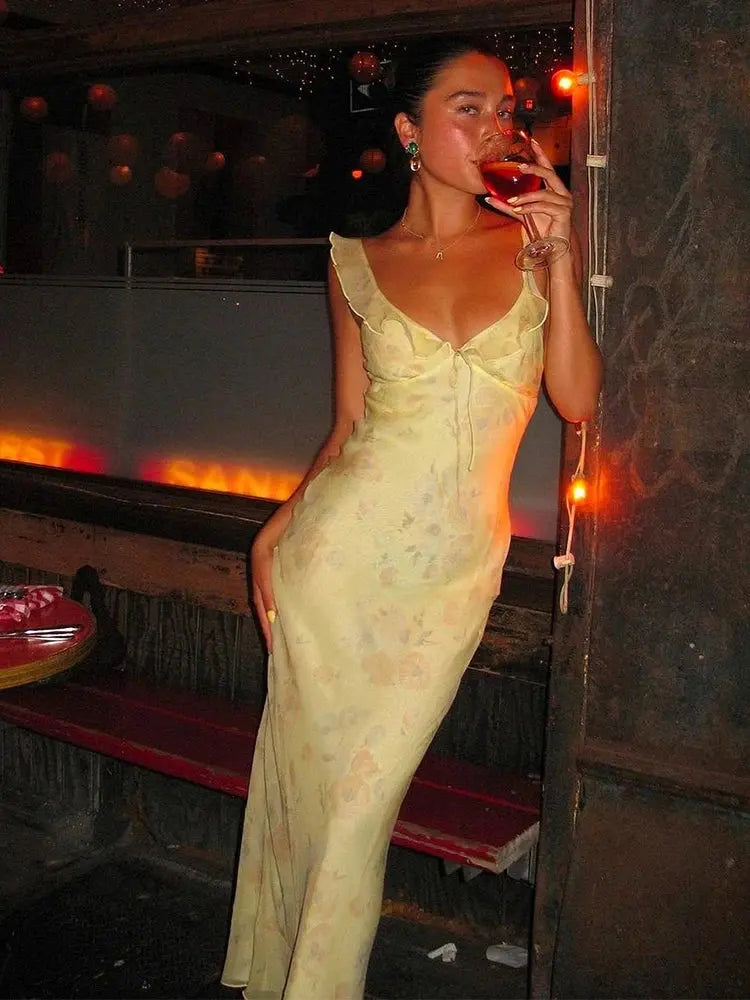 Veloria™ Floral Plunge Backless Maxi Dress 