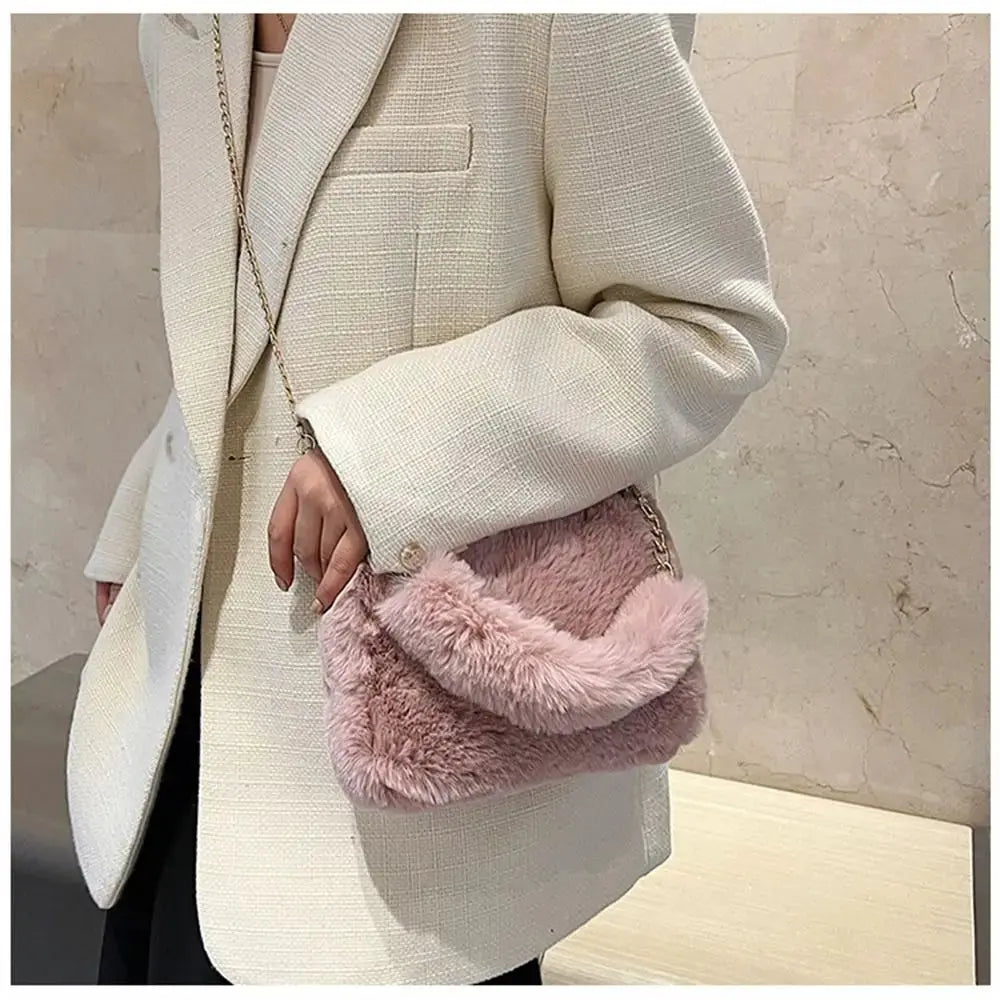 Veloria™ Fluffy Plush Shoulder Bag 