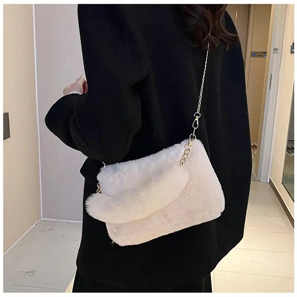 Veloria™ Fluffy Plush Shoulder Bag 