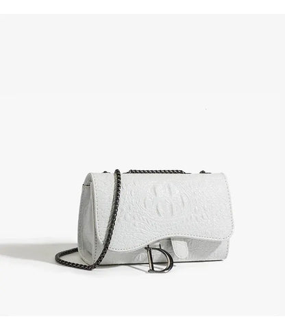 Veloria™ Luxe Panther Chain Flap Bag 