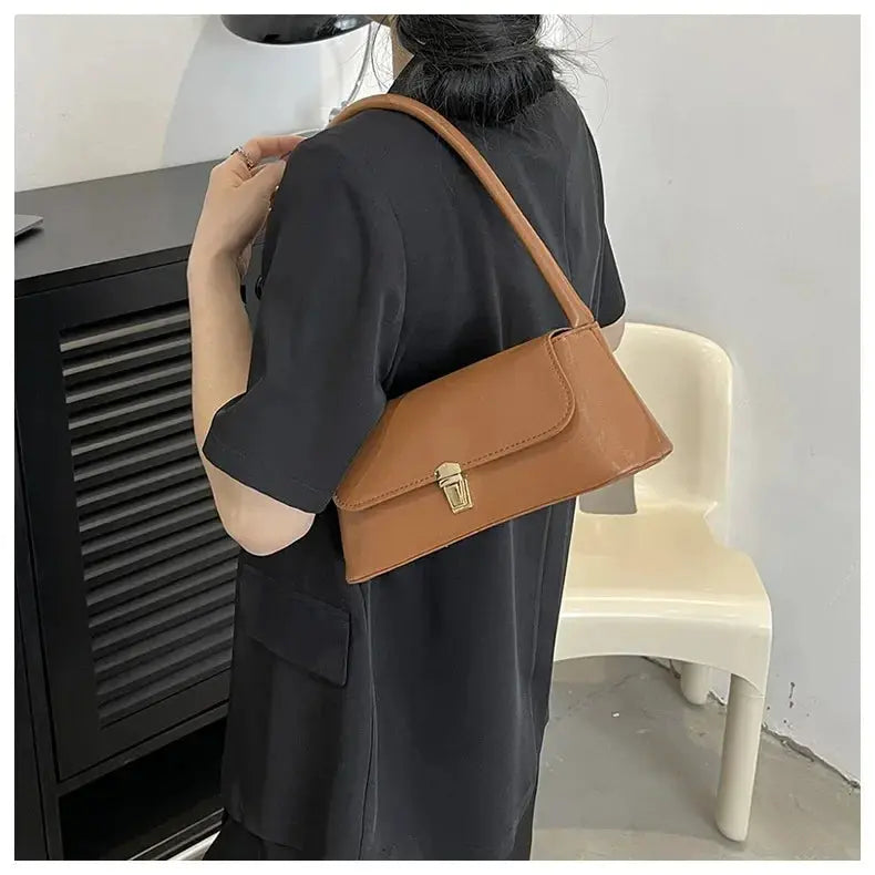 Veloria™ Retro Flap Shoulder Bag 