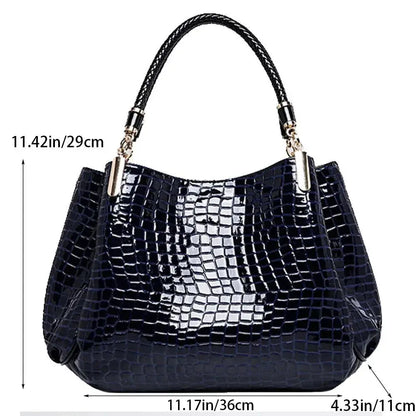 Veloria™ Serpentine Bucket Bag 
