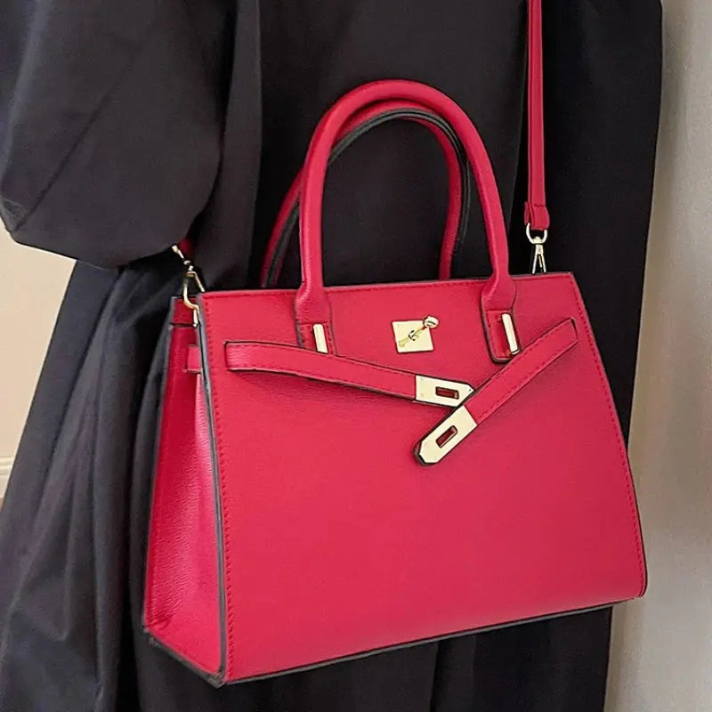 Veloria™ Urban Stitchline Tote 