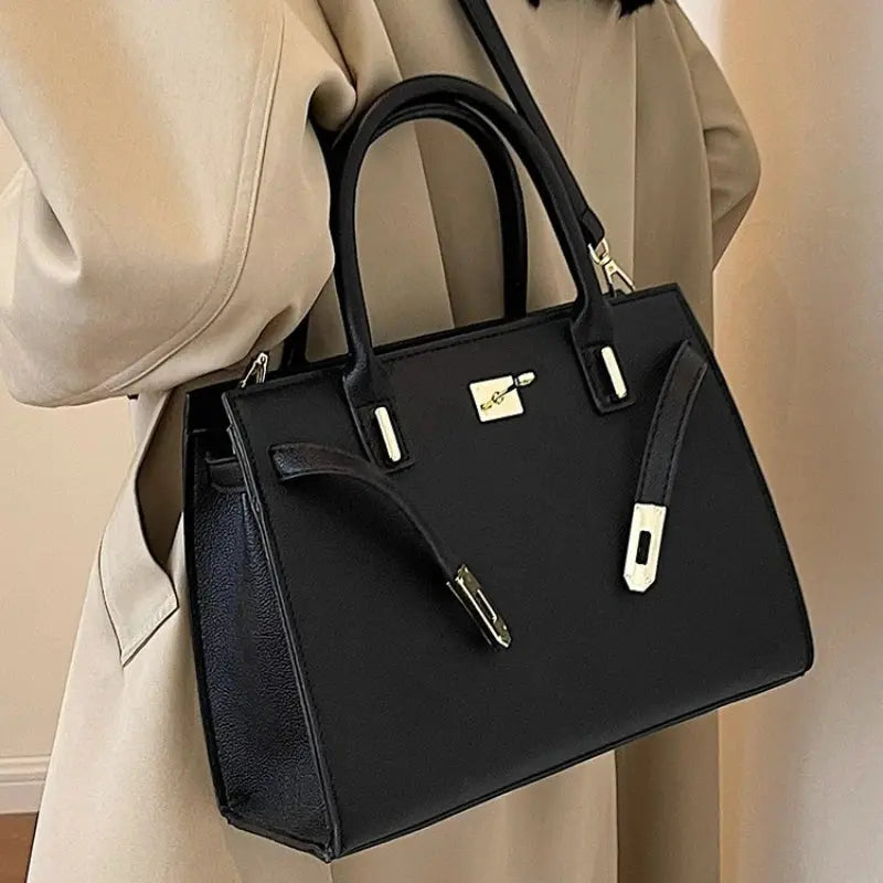 Veloria™ Urban Stitchline Tote 