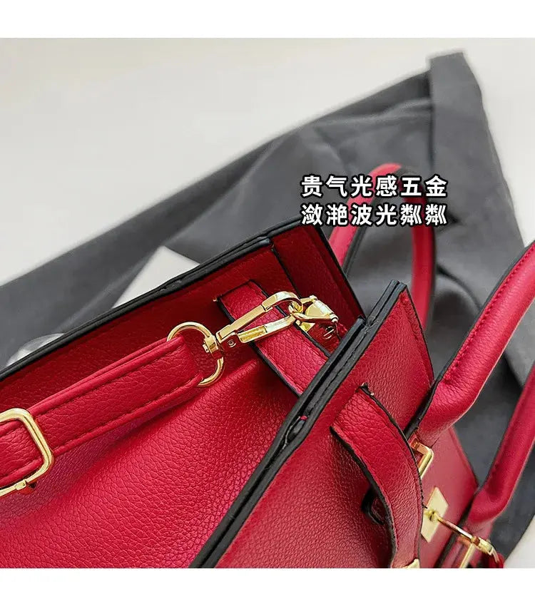 Veloria™ Urban Stitchline Tote 