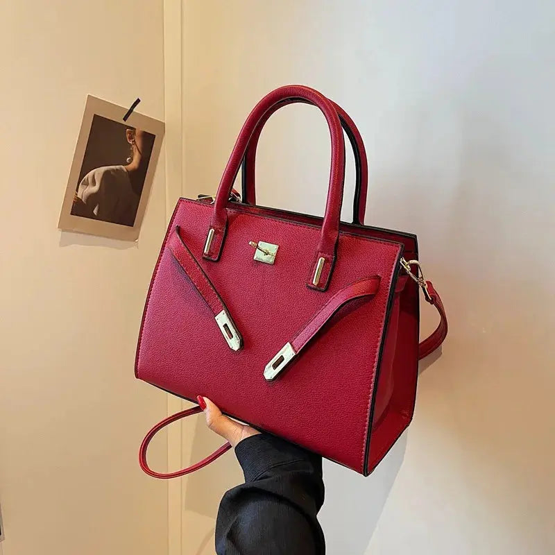 Veloria™ Urban Stitchline Tote 