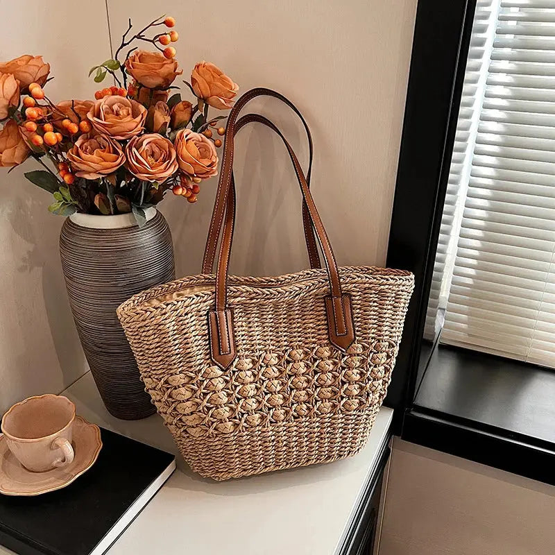 Veloria™ Woven Straw Bucket Bag 