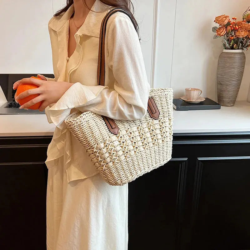 Veloria™ Woven Straw Bucket Bag 